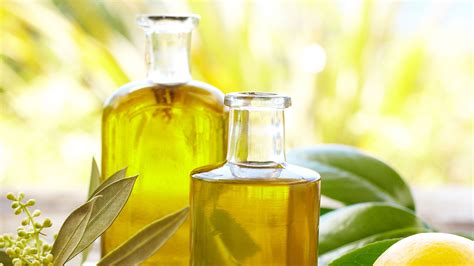 Your Guide To Ayurvedic Massage Oils | Yoga International