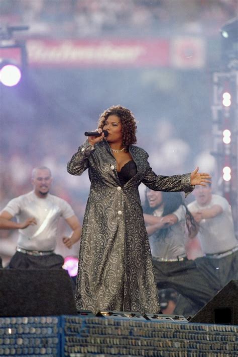 The Most Showstopping Super Bowl Halftime Outfits Of All Time ...