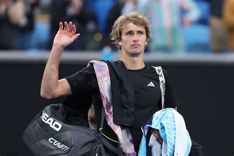 Watch: Moment of awkwardness as Alexander Zverev gets pooed on by bird ...