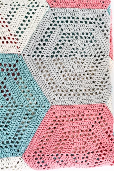 How to Crochet a Hexagon Blanket - Winding Road Crochet