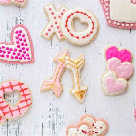 12 Easy Valentine Cookie Decorating Ideas That Anyone Can Do ...