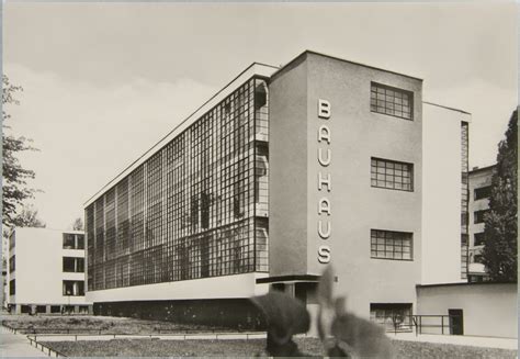 Unidentified photographer Bauhaus Building, Dessau, 1925-1926 m | The ...