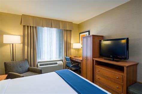 Meeting Rooms at Holiday Inn Express NEW YORK CITY - CHELSEA, 232 WEST ...