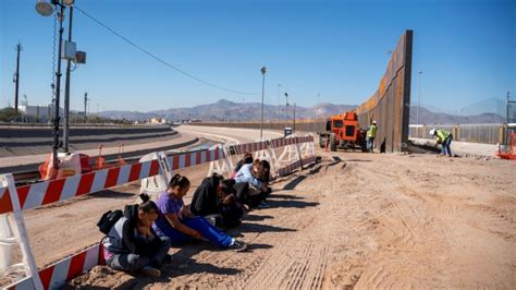 Mexico Border Wall Construction - 5000x2812 Wallpaper - teahub.io