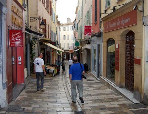 15 Best Things to Do in Hyères (France) - The Crazy Tourist