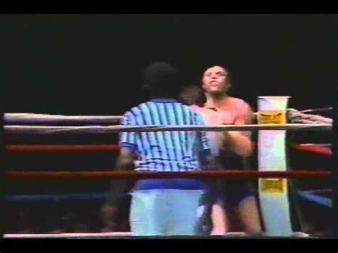 Dicky Eklund vs Allen Clarke Brutal KO : Boxing