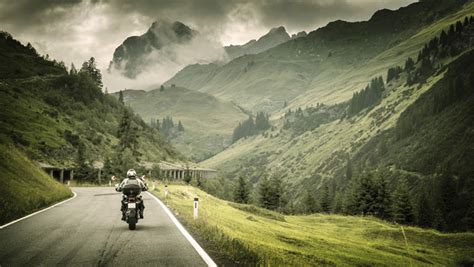 Todo lo que debe saber antes de salir de viaje en motocicleta