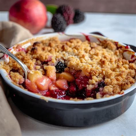 Mary Berry Blackberry and Apple Crumble With Oats