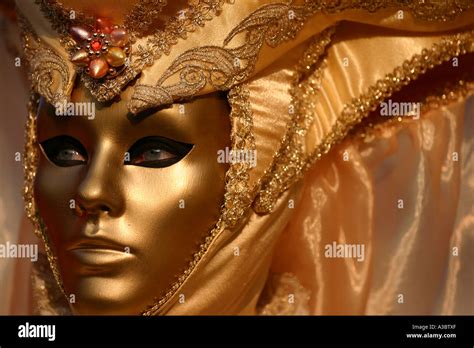 Traditional venetian masks, Venice, Italy Stock Photo - Alamy