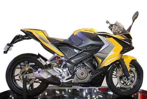 Bajaj Pulsar RS 400 : Price, Features, Specifications