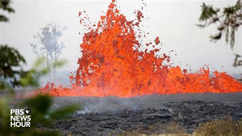 WATCH LIVE: Kilauea volcano erupts in Hawaii - YouTube