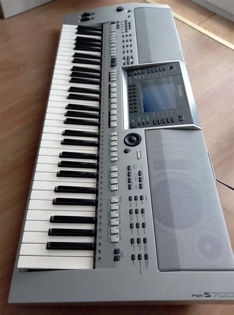 Yamaha PSR S700 Keyboard workstation | Reverb