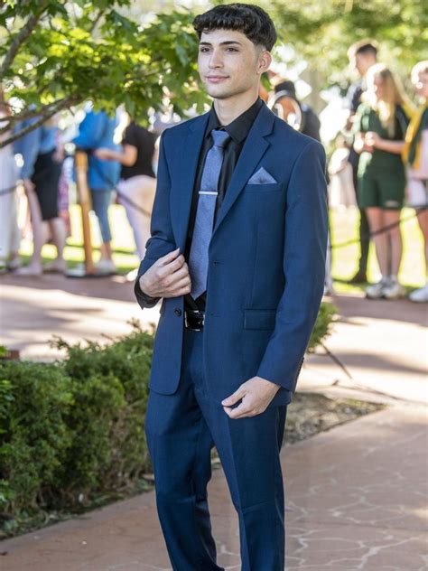 Centenary Heights State High School’s 2022 formal: Photos from Picnic Point arrivals | The ...