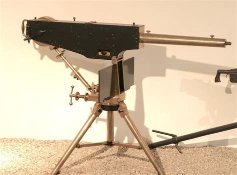 The First Maxim Machine Gun – Forgotten Weapons