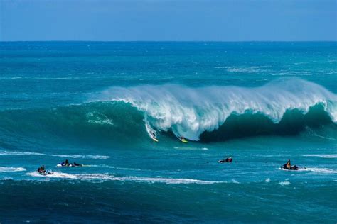 Hawaii Surf Travel Guide | Perfect Wave Travel