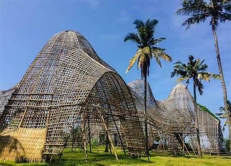 Rumah Bambu Pengalon - Beautiful Instagramable Photo Spot In Karangasem ...