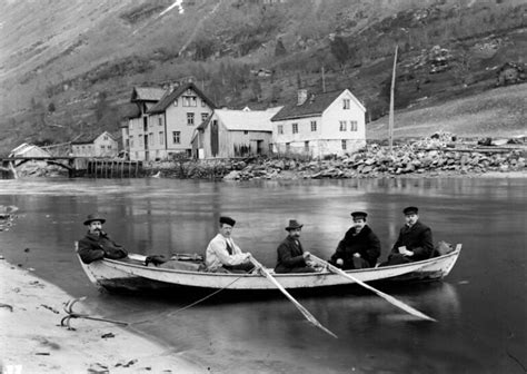 Norway in 1900: Living by the Nordfjord - Life in Norway