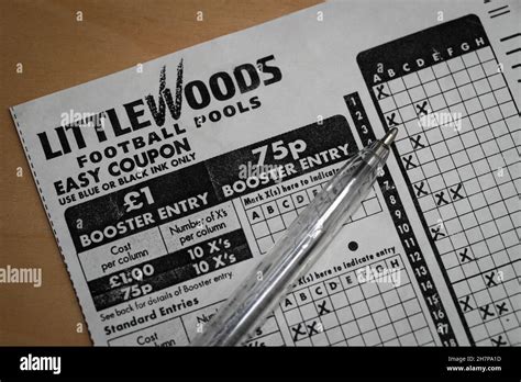 Littlewoods football pools coupon hi-res stock photography and images ...