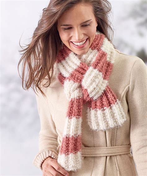 Fluffy Rib Stitch Scarf | Red Heart | Scarf knitting patterns, Ribbed ...