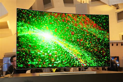 Samsung takes on LG's OLED with QLED LCD TVs - CNET