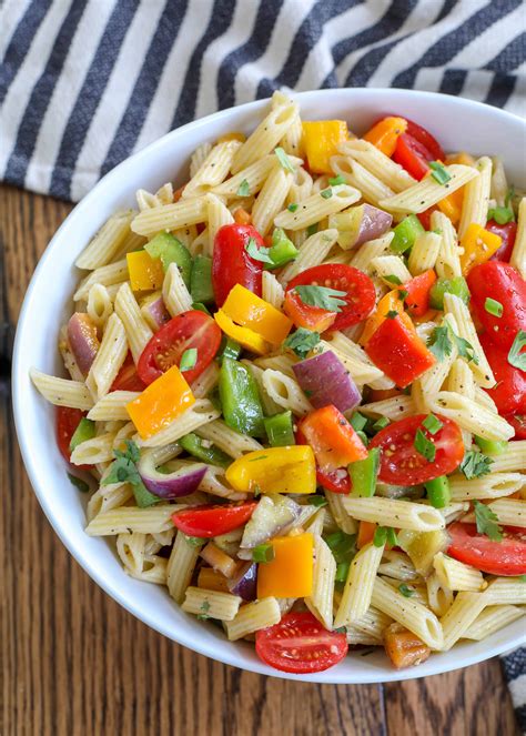 Garlicky Pepper Pasta Salad in 2020 | Pasta salad, Stuffed peppers, Pepper pasta