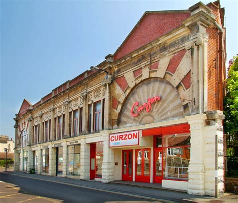 Medicated Follower of Fashion: Local Limelight - The Curzon Cinema, Clevedon