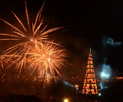 Inauguração da Árvore de Natal da Lagoa | Com shows e fogos,… | Flickr