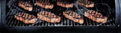 Pellet Smokers – Making Smoking & Grilling Easy | Broil King®