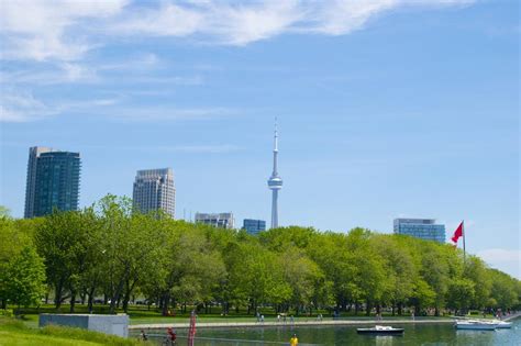 Cn tower in Toronto Ontario Canada free image download