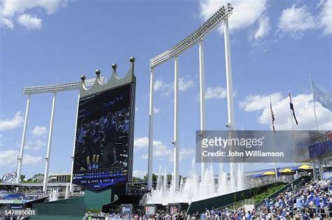 73 Kauffman Stadium Fountain Stock Photos, High-Res Pictures, and ...