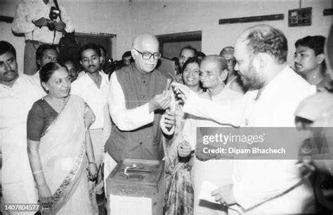 Lal Krishna Advani Photos and Premium High Res Pictures - Getty Images