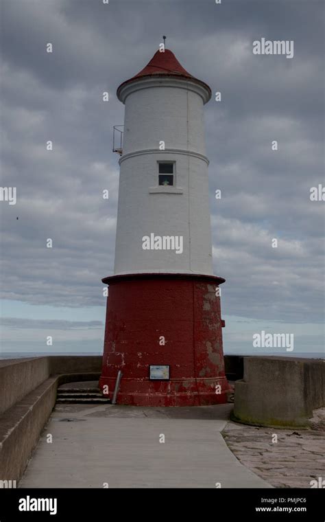 Berwick lighthouse Stock Photo - Alamy