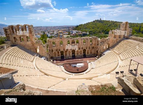 Atenas - Teatro de Dioniso (Herodes Atticus) en la acrópolis, Grecia Fotografía de stock - Alamy