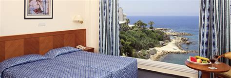 ROOMS & SUITES | Cynthiana Beach Hotel