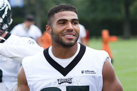 Mychal Kendricks should be OK after suffering calf spasm - Bleeding ...