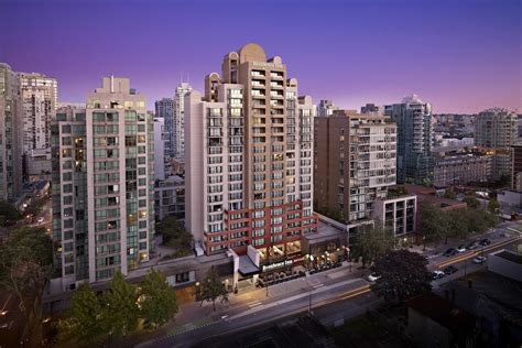 Residence Inn by Marriott Vancouver Downtown Reviews, Deals & Photos ...