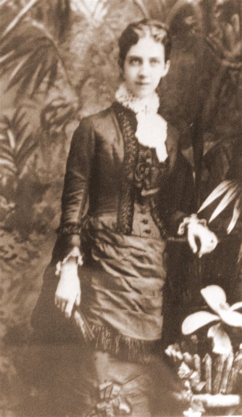 File:Alexander Graham Bell's wife Mabel Gardiner Hubbard, deaf since age five.JPG - Wikimedia ...