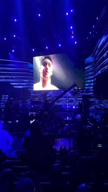 Full performance + Speech of EM. : r/Eminem