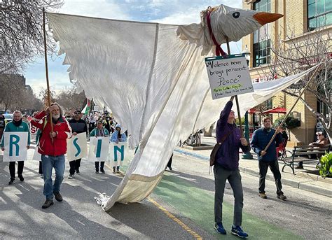 Honoring MLK: Hundreds attend annual march in Santa Cruz - The Pajaronian