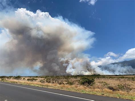 Evacuated Residents Return Home After Maui Brush Fire Sets 10,000 Acres ...