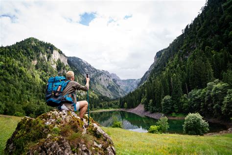 Our Beginner’s Guide to Start Hiking in The Swiss – Tripixplore