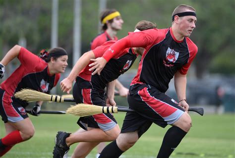 Muggle Quidditch! Players hold a broom between their legs | Quidditch, Muggle quidditch, World cup