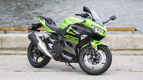 2024 Kawasaki Ninja 400 Review - Pat Layney