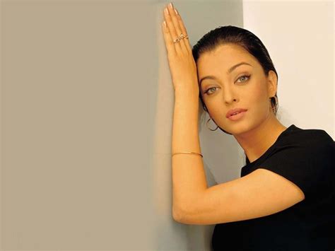 Aish - Aishwarya Rai Photo (25483308) - Fanpop