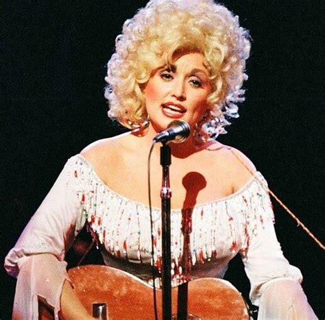 DOLLY PARTON Jolene | The Most Sung Cheat In History