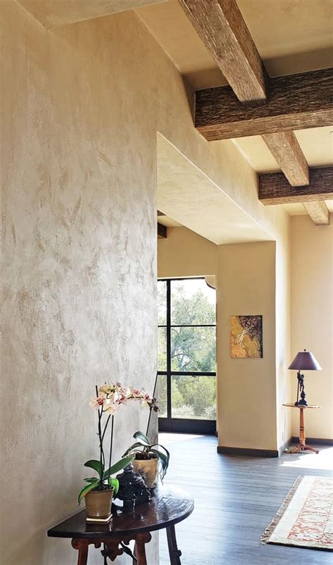 What is Plaster and Why is it All the Rage? | Stucco interior walls, Stucco walls, Wall texture ...