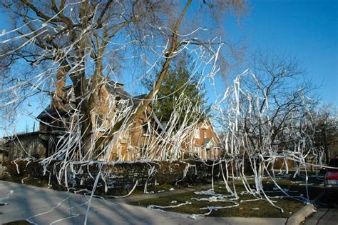 Mischief Night pranks may be no laughing matter Halloween Props Diy, Halloween Themes, Holidays ...