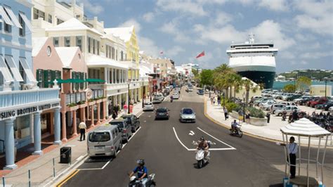 Hamilton, Bermuda – Matt & Jessica's Sailing Page