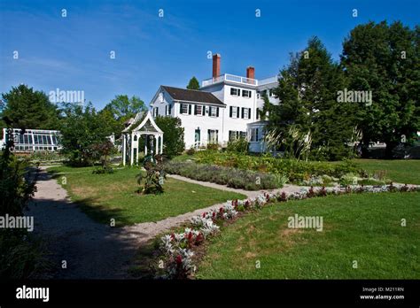 Goodwin mansion and Formal Gardens, Strawbery Banke Museum, historic ...