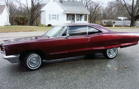 1966 PONTIAC BONNEVILLE COUPE - Side Profile - 75145